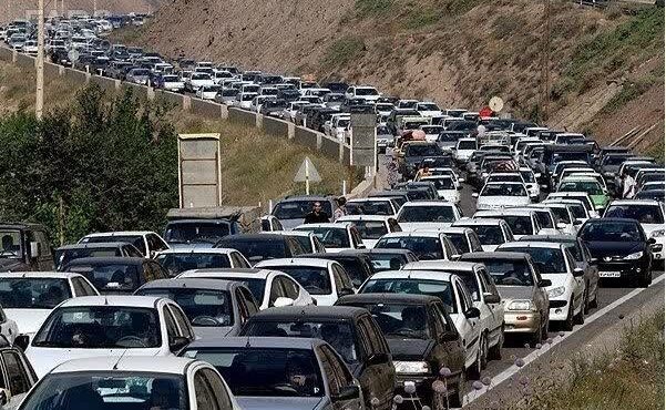 افزایش ترافیک محورهای تردد زوار در کرمانشاه / آغاز بازگشت زائران از ۳ روز دیگر