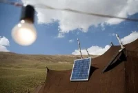 واگذاری ۴۰۰ دستگاه پنل خورشیدی به عشایر کرمانشاه