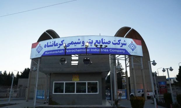 پتروشیمی هرسین با ۷۰ هزار سهامدار موتور محرک اقتصاد استان است
