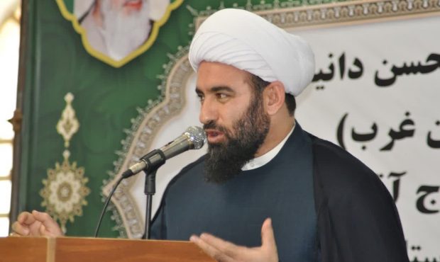 رییس شورای سیاست‌گذاری ائمه جمعه کرمانشاه: وظیفه همه ما حمایت از دولت است