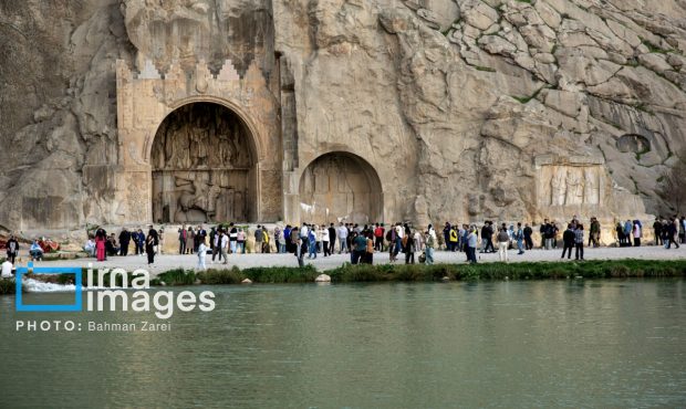 تاق بستان در صدر اماکن تاریخی پر بازدید استان کرمانشاه