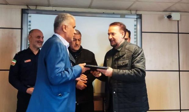 گذار مدیریتی در سازمان آتشنشانی کرمانشاه؛ تکریم تجربه، آغاز فصل نوین ایمنی شهری گذار مدیریتی در سازمان آتشنشانی کرمانشاه؛ تکریم تجربه، آغاز فصل نوین ایمنی شهری
