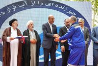 استاندار کرمانشاه: تجلیل از کارگران، انگیزه‌ای برای ادامه مسیر توسعه است