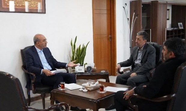 استاندار: ستاد اجرایی فرمان امام (ره) در توسعه زیرساخت‌های کرمانشاه سرمایه‌گذاری می‌کند