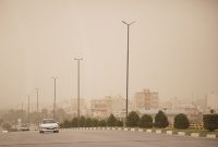 نفوذ گردوغبار از مبدأ عراق؛ کیفیت هوا و دید افقی در غرب کرمانشاه کاهش یافت