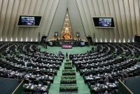 نمایندگان باید پاسخگوی مردم باشند