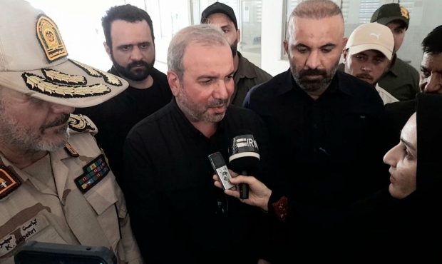 سفیر ایران در عراق: با همکاری گسترده ۲ کشور، موج رفت و بازگشت زائران اربعین روان است سفیر ایران در عراق: با همکاری گسترده ۲ کشور، موج رفت و بازگشت زائران اربعین روان است