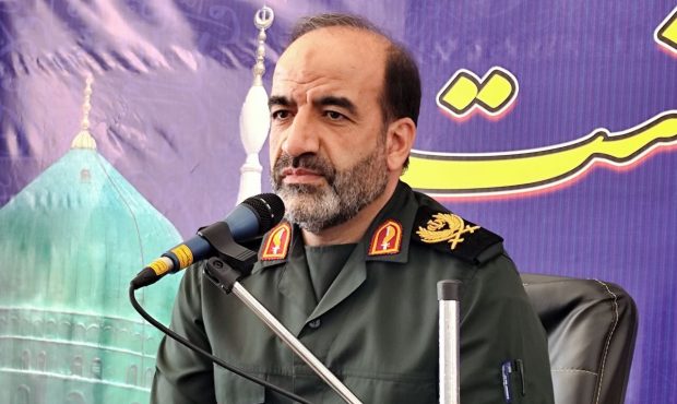 حمایت کامل از دولت و حفظ انسجام ملی، سد محکمی در برابر توطئههای دشمن است حمایت کامل از دولت و حفظ انسجام ملی، سد محکمی در برابر توطئههای دشمن است