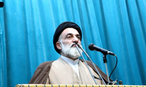 امام جمعه موقت کرمانشاه: مبارزه با رژیم صهیونیستی جهانی شده است امام جمعه موقت کرمانشاه: مبارزه با رژیم صهیونیستی جهانی شده است