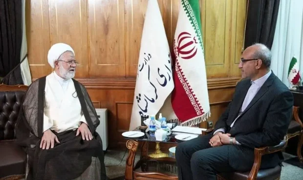 فرهنگ مکمل اقتصاد، سیاست و عمران است فرهنگ مکمل اقتصاد، سیاست و عمران است