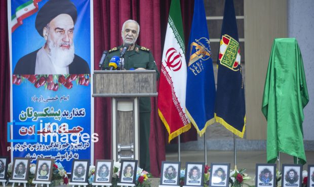 کلید پیروزی ما در مقابل دشمنان حفظ اتحاد و یکپارچگی است کلید پیروزی ما در مقابل دشمنان حفظ اتحاد و یکپارچگی است