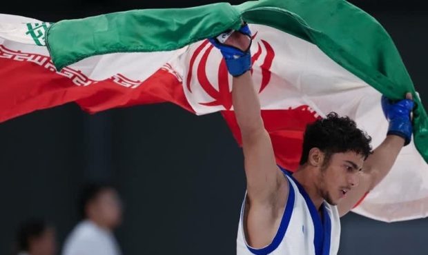 درخشش کرمانشاه در فینال MMA آسیا؛ امیرمحمد حاتمیان صاحب مدال طلا شد