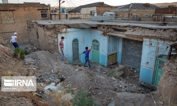 معاون استاندار: بافتهای فرسوده کرمانشاه با مشوقهای ویژه نوسازی میشوند معاون استاندار: بافتهای فرسوده کرمانشاه با مشوقهای ویژه نوسازی میشوند