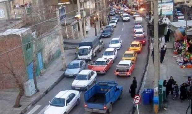 ترافیک پاوه قابل تحمل نیست/مطالبه جدی مردم برای ساماندهی گرههای ترافیکی شهر ترافیک پاوه قابل تحمل نیست/مطالبه جدی مردم برای ساماندهی گرههای ترافیکی شهر