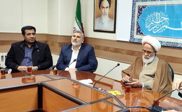 تأکید امام جمعه کرمانشاه بر توسعه و صادرات آبزیان