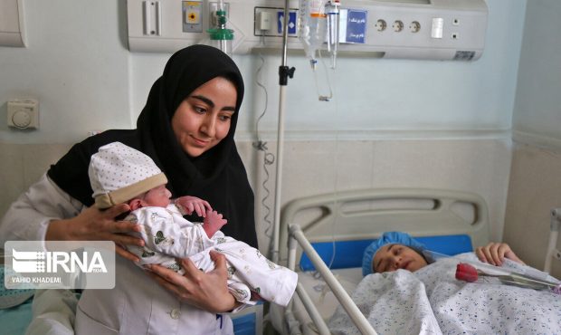 تولد ۱۵ هزار و ۲۹۵ کودک طی سال جاری در استان کرمانشاه تولد ۱۵ هزار و ۲۹۵ کودک طی سال جاری در استان کرمانشاه