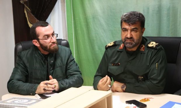 جانشین فرمانده سپاه کرمانشاه: سواد رسانهای در جامعه باید ارتقا پیدا کند جانشین فرمانده سپاه کرمانشاه: سواد رسانهای در جامعه باید ارتقا پیدا کند