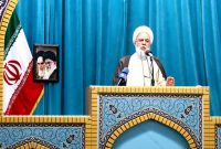 امام جمعه کرمانشاه: تضعیف دولت، بازی در زمین دشمن است