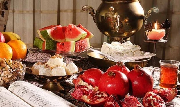 زیست اجتماعی شو چله؛ شبی که دلها کنار هم گرم میشود زیست اجتماعی شو چله؛ شبی که دلها کنار هم گرم میشود