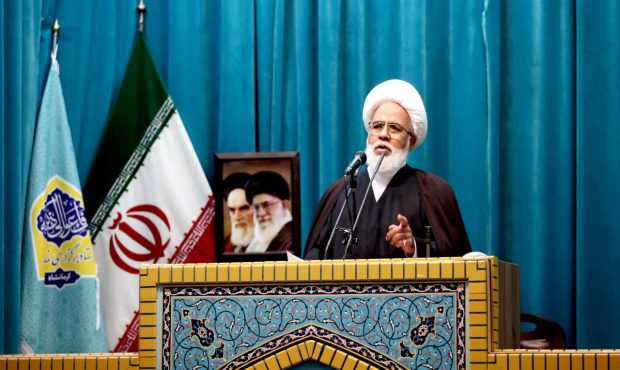 امام جمعه کرمانشاه: ظلمستیزی و تقوای علوی، محور استقامت ملت ایران است امام جمعه کرمانشاه: ظلمستیزی و تقوای علوی، محور استقامت ملت ایران است
