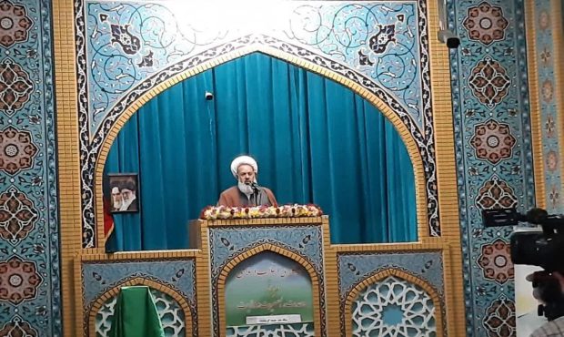 با مفسدان اقتصادی قاطعانه برخورد شود