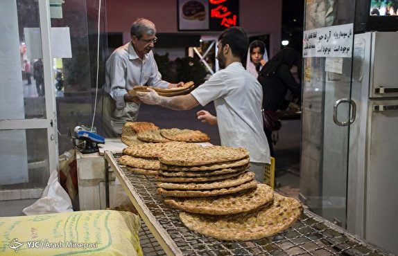 آمادگی کامل نانواییهای منتخب برای تامین نان در راستای خدماتدهی یکسره آمادگی کامل نانواییهای منتخب برای تامین نان در راستای خدماتدهی یکسره