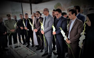 استاندار کرمانشاه: ملت ایران هرگز از حقوق خود عقبنشینی نمیکند استاندار کرمانشاه: ملت ایران هرگز از حقوق خود عقبنشینی نمیکند
