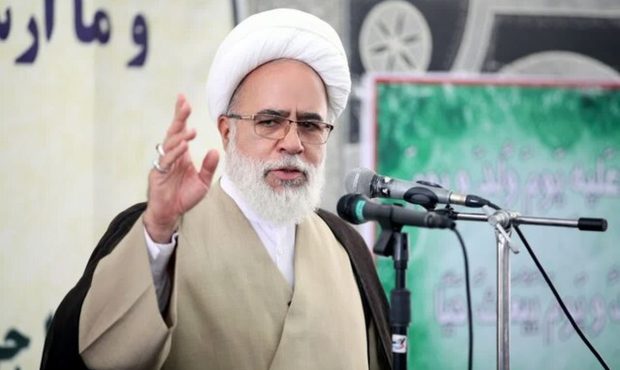 در مقابله با دشمن یا پیروزیم یا به شهادت میرسیم در مقابله با دشمن یا پیروزیم یا به شهادت میرسیم