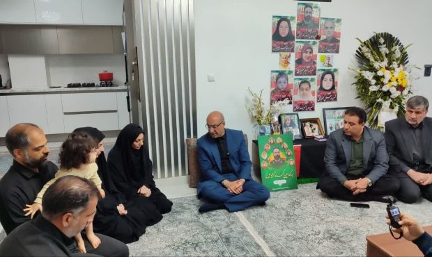 استاندار کرمانشاه: شهادت ۱۰ عضو خانواده کهریزی، بالاترین سند در اثبات جنایت جنگی دشمن است