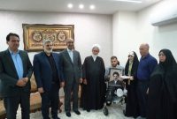 دیدار نماینده ولی فقیه و استاندار کرمانشاه با جانباز دهه هشتادی که دست‌‌ها و پاهایش را تقدیم ایران اسلامی کرد
