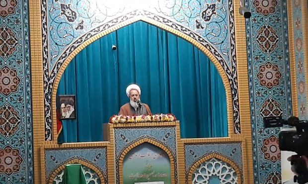 امام جمعه موقت کرمانشاه: وحدت و مقاومت مهمترین سرمایه ملت ایران در برابر دشمنان است امام جمعه موقت کرمانشاه: وحدت و مقاومت مهمترین سرمایه ملت ایران در برابر دشمنان است