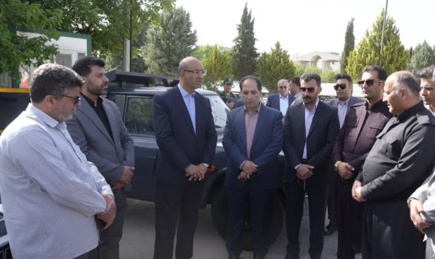 استاندار: تقویت ناوگان خدمات شهری شهرداریهای استان کرمانشاه با جدیت دنبال میشود استاندار: تقویت ناوگان خدمات شهری شهرداریهای استان کرمانشاه با جدیت دنبال میشود