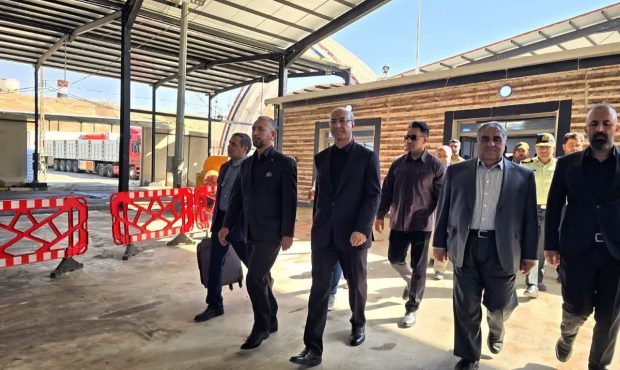 استاندار کرمانشاه برای توسعه همکاریهای اقتصادی و هماهنگی اربعین به عراق سفر کرد استاندار کرمانشاه برای توسعه همکاریهای اقتصادی و هماهنگی اربعین به عراق سفر کرد